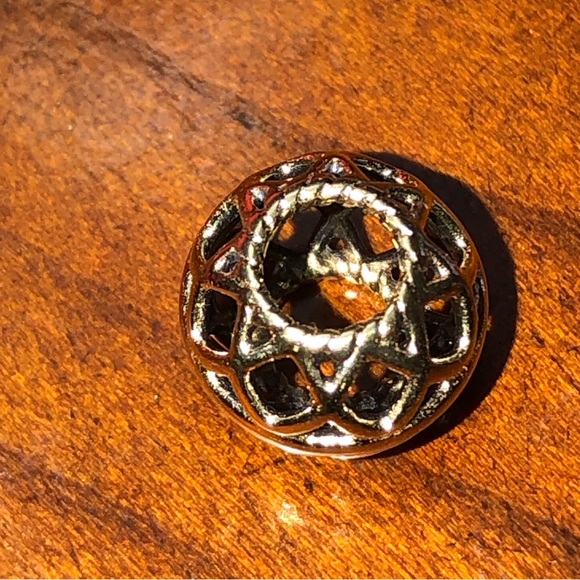 Pandora Solid 14k Open Lattice Charm - Picture 10 of 13